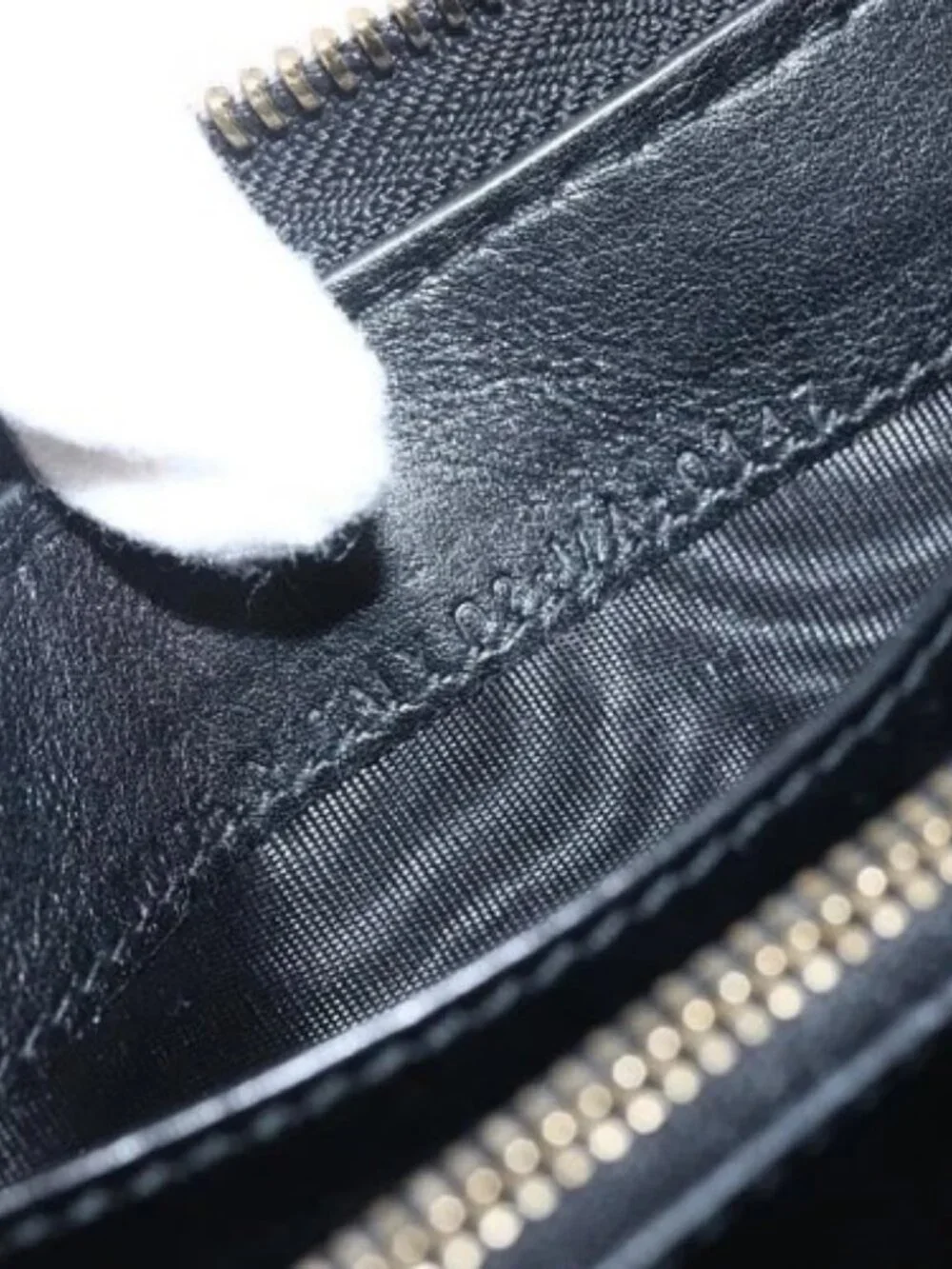 Christian Dior Round Long Wallet Leather Black Gold Auth am10801